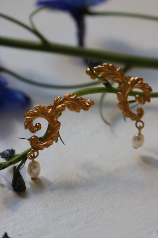Galatée Earrings - freshwater pearls