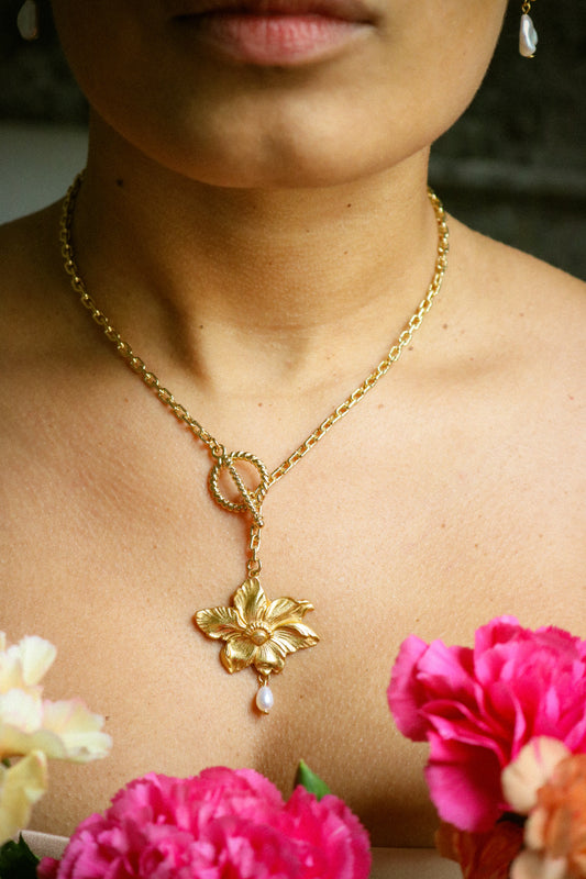 Corazon necklace